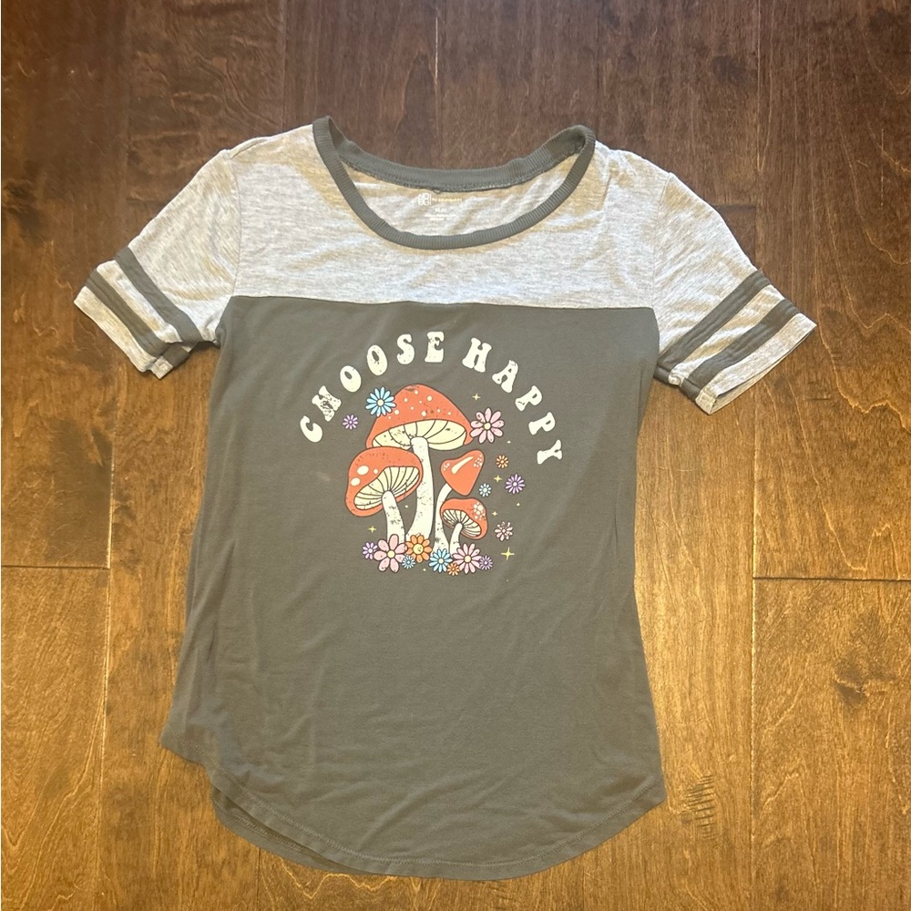No Boundaries Hunter Green and Gray Graphic Tee